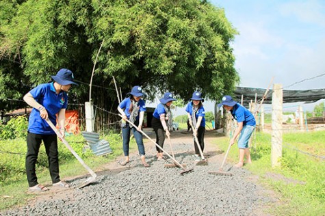 Trao tin yêu đến với cộng đồng