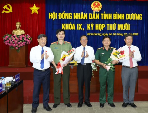 Ngày làm việc thứ 2, kỳ họp thứ 10 HĐND tỉnh khóa IX: Đại biểu thảo luận, góp ý nhiều vấn đề được cử tri quan tâm