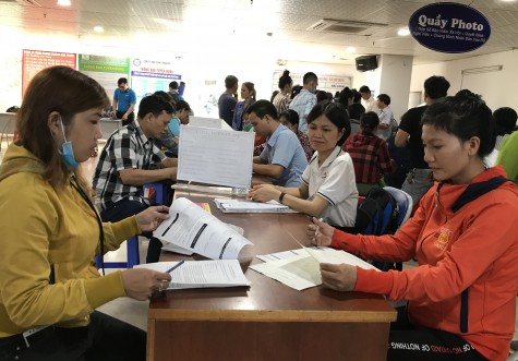 Phiên giao dịch việc làm 219: Hơn 2.400 lao động tham gia