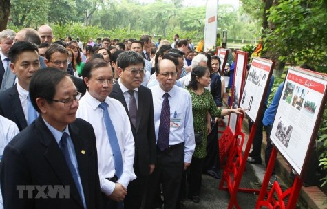 Triển lãm giới thiệu hơn 100 tài liệu quý về Chủ tịch Hồ Chí Minh