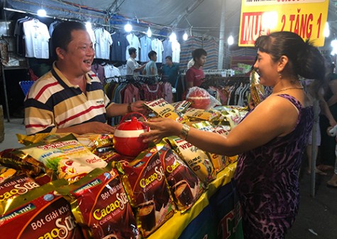 Hàng việt về khu, cụm công nghiệp:  Đưa hàng Việt vươn xa