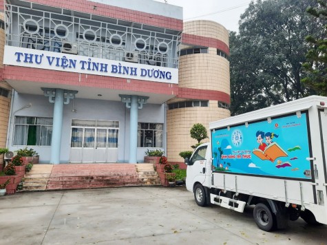 Thư viện tỉnh: Nhận tài trợ xe ô tô Thư viện lưu động đa phương tiện