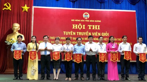 Khi nông dân thi “Tuyên truyền viên giỏi”