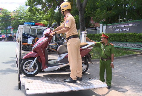 Mở đợt cao điểm bảo đảm trật tự an toàn giao thông