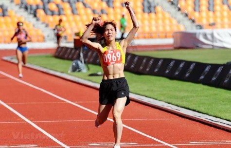 SEA Games 30 ngày 8-12: Điền kinh giành 2 HCV, tuyển nữ đá chung kết