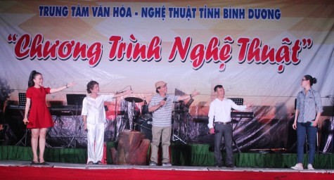 Xúc động với tiểu phẩm “Cho nhau niềm tin yêu”