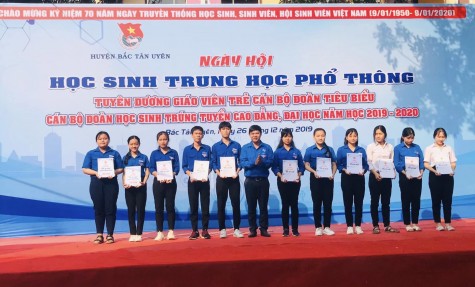 Nhiều chương trình bổ ích tại ngày hội học sinh