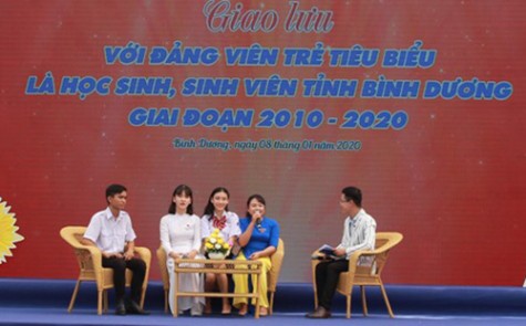 Ươm mầm “hạt giống đỏ”