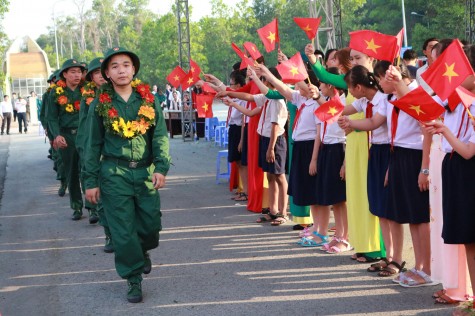 Vì người bạn tòng quân