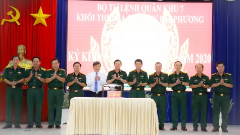 Quân khu 7: Ký kết giao ước thi đua khối quân sự địa phương năm 2020