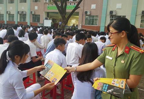 Huy động sức mạnh toàn dân vào công tác phòng, chống tội phạm