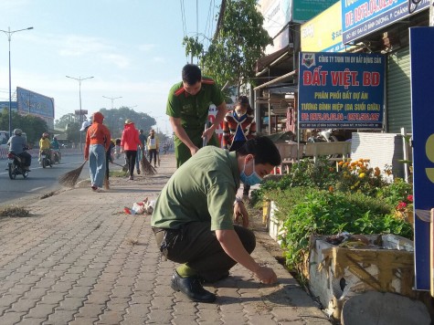 Đoàn cơ sở Phòng Cảnh sát Phòng cháy chữa cháy và Cứu nạn cứu hộ Công an tỉnh: Phối hợp triển khai công trình thanh niên