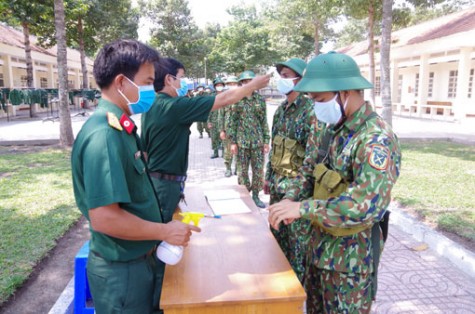 Lực lượng vũ trang tỉnh: Phát huy tinh thần bất diệt của đại thắng mùa Xuân 1975