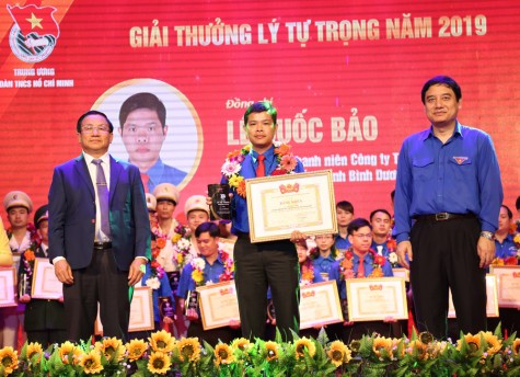 Làm theo Bác là phấn đấu mỗi ngày