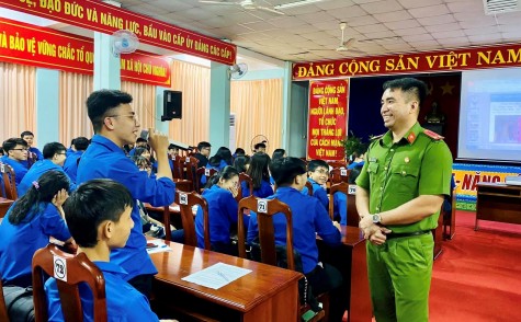 Tuyên truyền phòng cháy chữa cháy, tác hại của chất kích thích cho đoàn viên, thanh niên