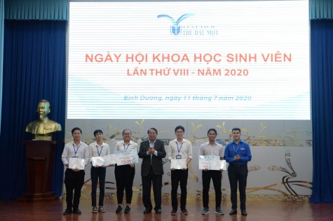 Trường Đại học Thủ Dầu Một: Tổ chức ngày hội  khoa học sinh viên