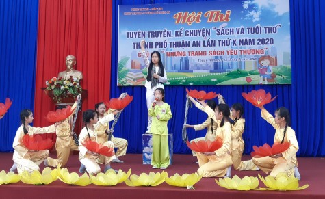 Hội thi "Sách và tuổi thơ"