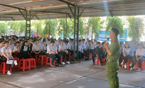 Tuyên truyền phòng chống ma túy cho học sinh