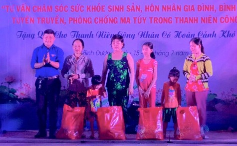 Trung tâm Hỗ trợ Thanh niên công nhân và Lao động trẻ tỉnh: Tư vấn sức khỏe, tuyên truyền phòng chống ma túy