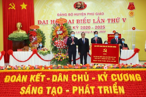 Đại hội Đảng bộ huyện Phú Giáo nhiệm kỳ 2020-2025: Đoàn kết, đồng thuận đưa Phú Giáo tiếp tục phát triển