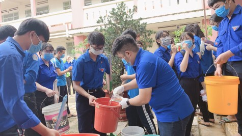 Màu xanh tình nguyện sẵn sàng tiếp sức cho một mùa thi đặc biệt