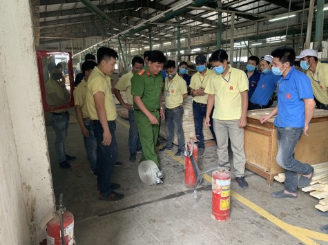 Tuyên truyền pháp luật phòng cháy chữa cháy tại các doanh nghiệp