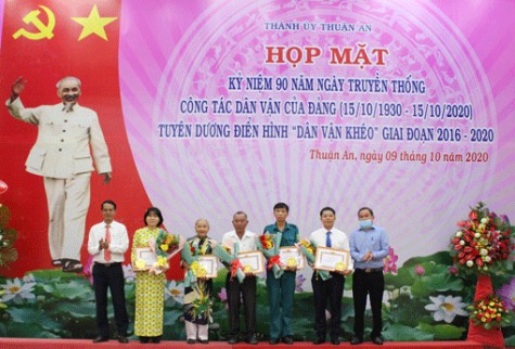 TP.Thuận An: Tuyên dương những điển hình trong phong trào “Dân vận khéo”