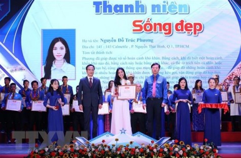 85 cá nhân nhận Giải thưởng '15 tháng 10' và 'Thanh niên sống đẹp'