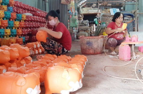 Trải nghiệm thú vị cùng heo đất Lái Thiêu