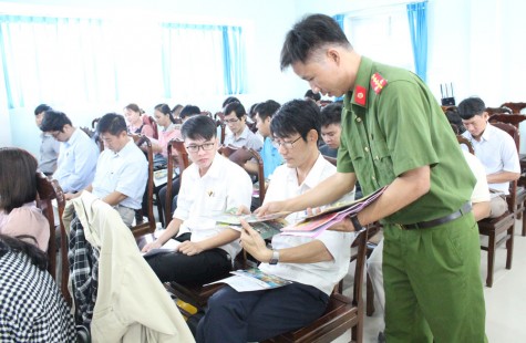 Đội Công nhân xung kích: Tham gia phòng chống tội phạm tại nơi làm việc