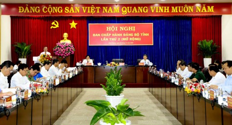 Hội nghị Ban Chấp hành Đảng bộ tỉnh lần thứ 2 - khóa XI (mở rộng): Phát triển kinh tế - xã hội ổn định, phòng chống dịch bệnh hiệu quả