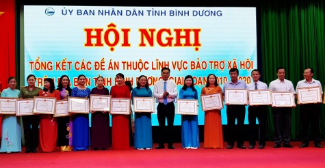 Đẩy mạnh công tác tuyên truyền, chăm lo người khuyết tật