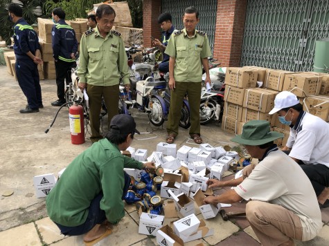 Quản lý thị trường tỉnh Bình Dương: Tiêu hủy số lượng lớn hàng hóa, tang vật bị tịch thu