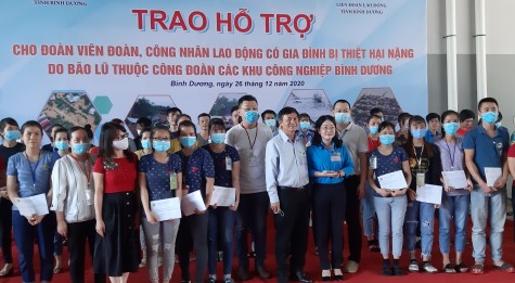 Hơn 10 tỷ đồng hỗ trợ bão lũ cho công nhân lao động