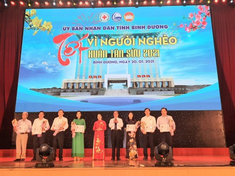 Hơn 24 tỷ đồng ủng hộ Chương trình “Tết Vì người nghèo - Xuân Tân Sửu năm 2021”