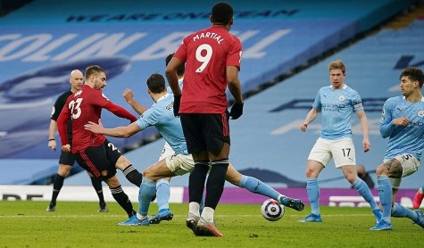 Man Utd hạ Man City ngay tại Etihad