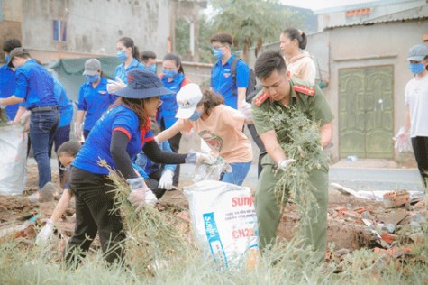 Tuổi trẻ là mùa xuân...Bài 2