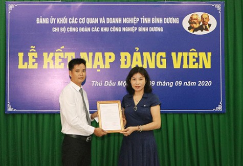 Công đoàn Các khu công nghiệp Bình Dương:  Gắn học và làm theo Bác với nhiệm vụ chuyên môn