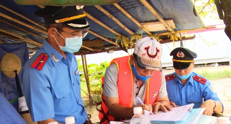 Bảo đảm an toàn giao thông bến khách ngang sông