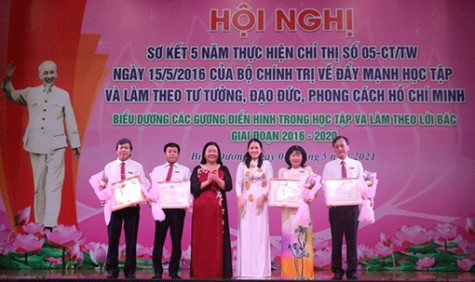 Đảng bộ Công ty TNHH MTV Xổ số Kiến thiết Bình Dương: Nhiều cách làm mới, mô hình hay