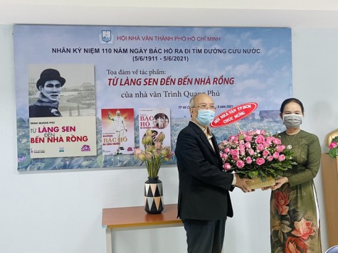 "Từ Làng Sen đến Bến Nhà Rồng": Khắc họa thành công tầm vóc vĩ nhân