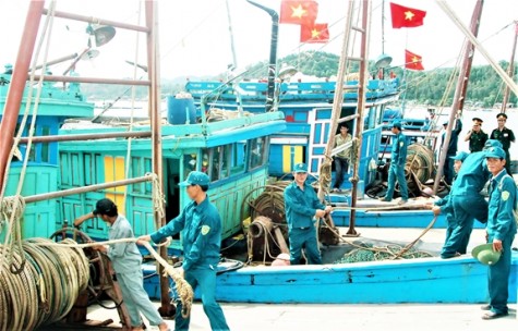 Phát huy vai trò dân quân trong "Tổ tàu thuyền đoàn kết"