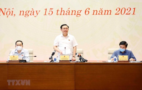 Chủ tịch Quốc hội: Báo chí đưa “hơi thở cuộc sống” vào nghị trường