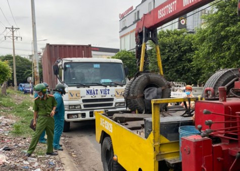 Công an TP.Dĩ An: Xử lý nhiều trường hợp đậu đỗ xe sai quy định