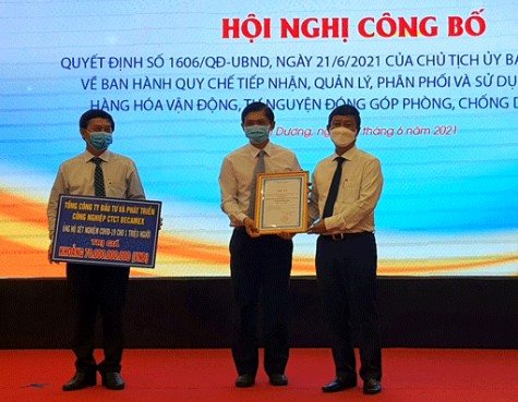 Ủng hộ nguồn lực phòng, chống dịch bệnh Covid-19: Phát huy tinh thần đoàn kết, chung tay sớm đẩy lùi dịch bệnh