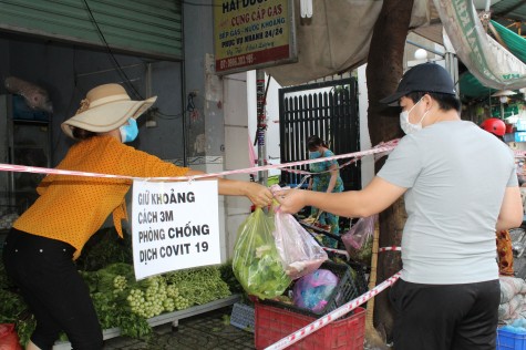 Tiểu thương chấp hành tốt quy định “5K” của Bộ Y tế