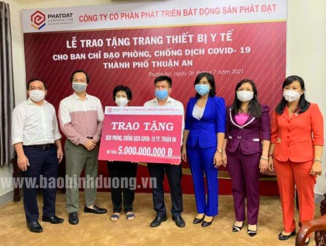 Một doanh nghiệp ủng hộ TP.Thuận An trang thiết bị y tế trị giá 5 tỷ đồng phòng, chống dịch