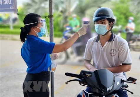 Đảm bảo phòng, chống dịch COVID-19 trong buổi thi đầu tiên