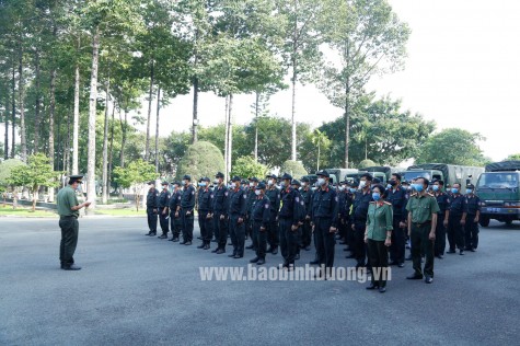 Tăng cường lực lượng Cảnh sát cơ động để phòng, chống dịch và bảo đảm an ninh trật tự