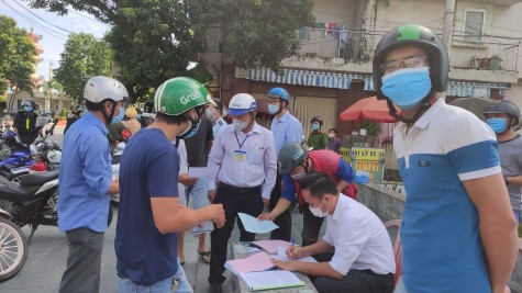 TP.Dĩ An: Tiếp tục ra quân nhắc nhở người dân chấp hành quy định phòng chống dịch